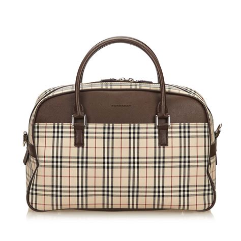 sac de voyage burberry|burberry handbags latest collection.